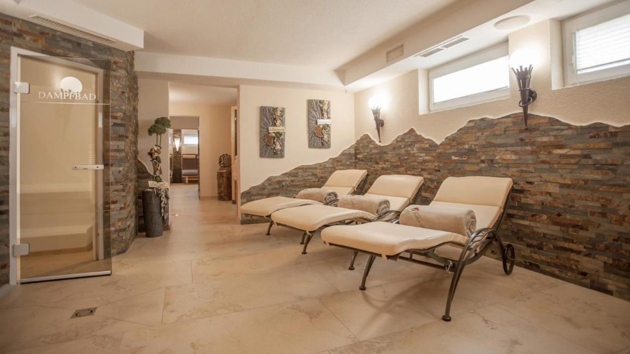 Panorama Appartements Langenfeld Exterior photo
